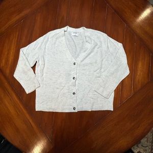 White old navy cardigan